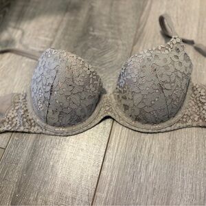Victoria's Secret Body by Victoria Lightly lined Demi Bra- Neutral Grey Lace